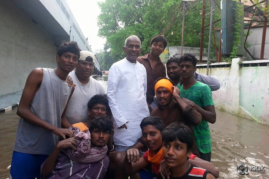 Celebs-at-Chennai-Flood-Relief-Activities